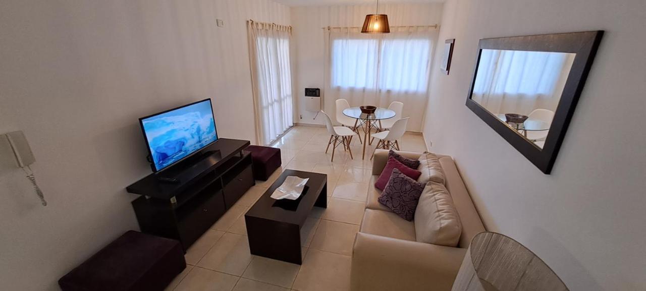 Departamento Temporario - Barrio San Isidro Вила Аленде Екстериор снимка