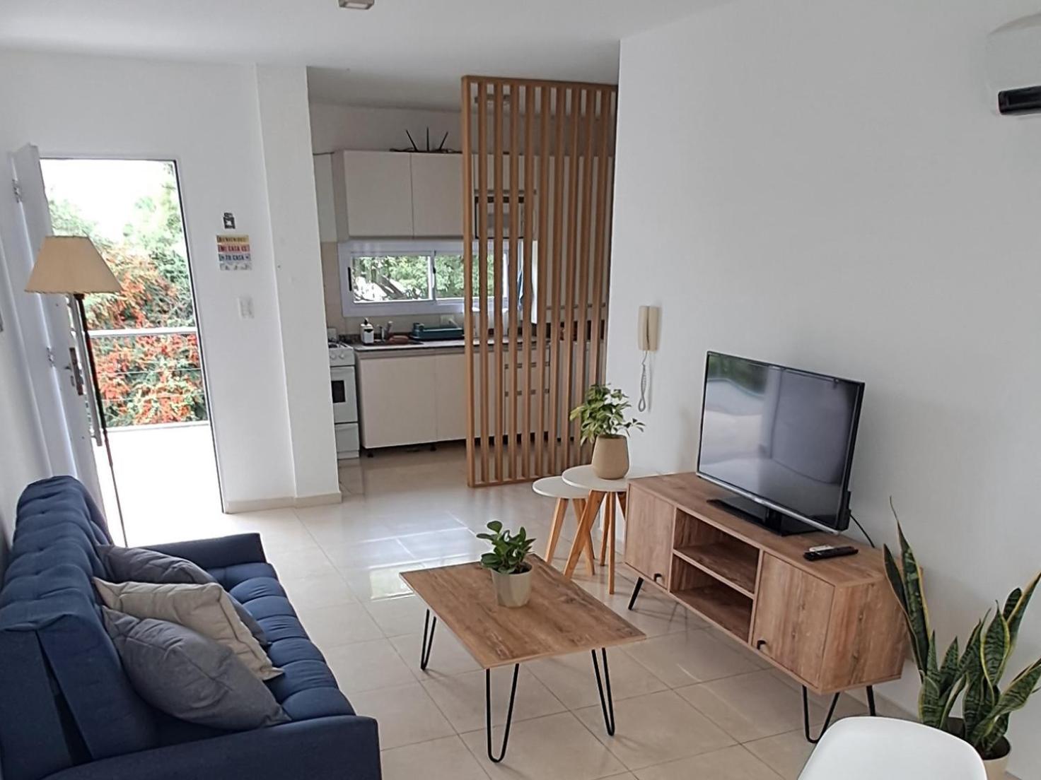 Departamento Temporario - Barrio San Isidro Вила Аленде Екстериор снимка